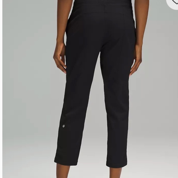 LULULEMON Dance Studio Mid Rise Cropped Pant. - Picture 4 of 6
